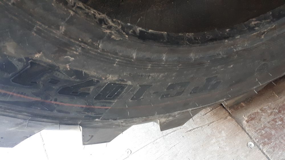 16.9-28 в наличии 2 шт