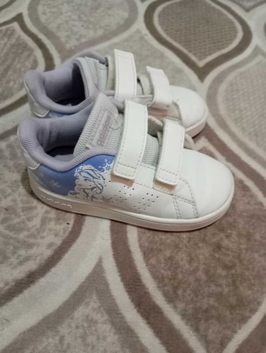 Детски маратонки адидас