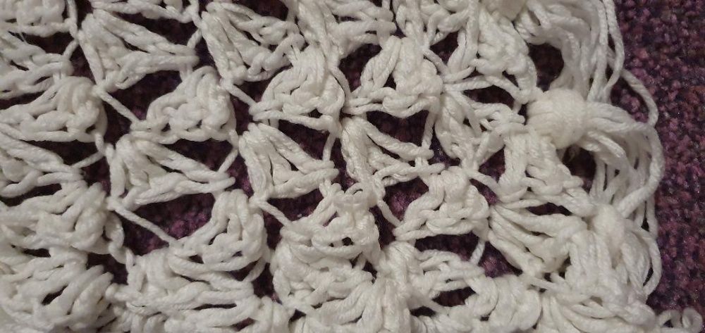 Handmade sal din bumbac crosetat manual