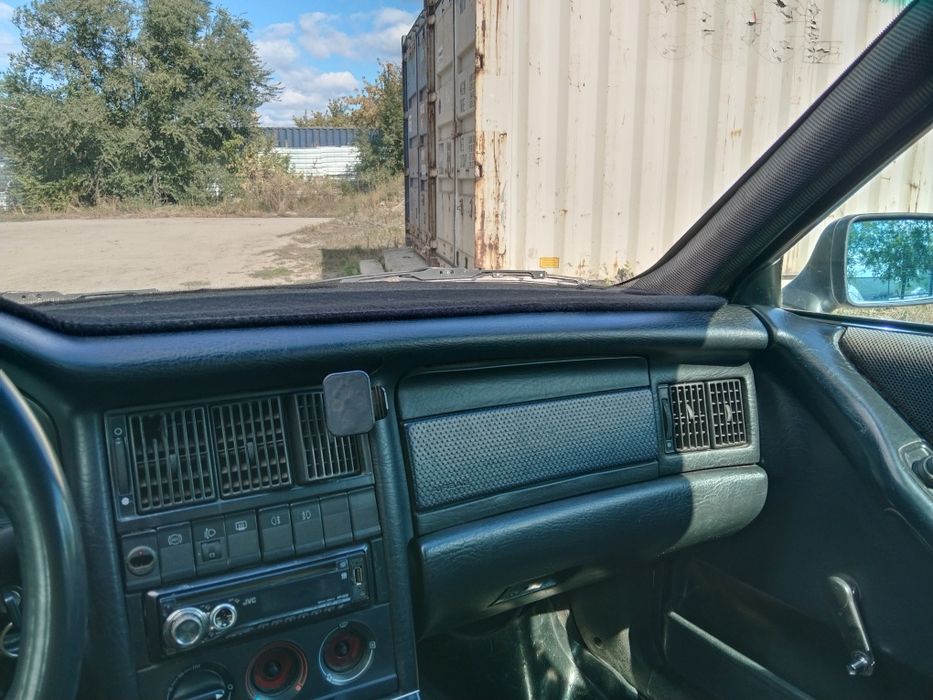 Ауди Б4 1992 года