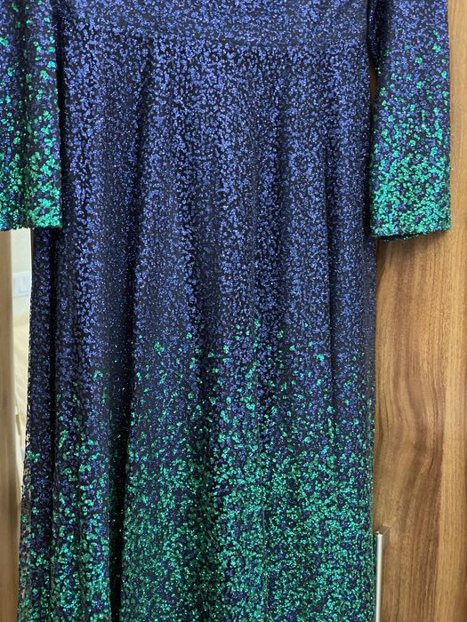 Вечернее платье