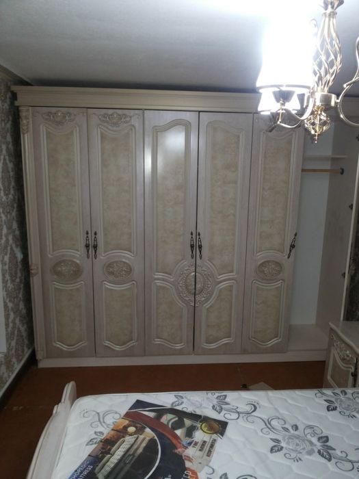 Mebel sotiladi. Продаётся мебель.