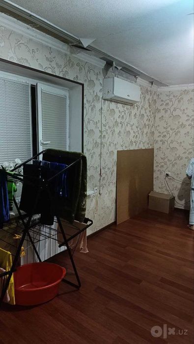 Дубовая 3/4/4 кирпич 70кв балкон 2*6 Кадышева м.Дустлик