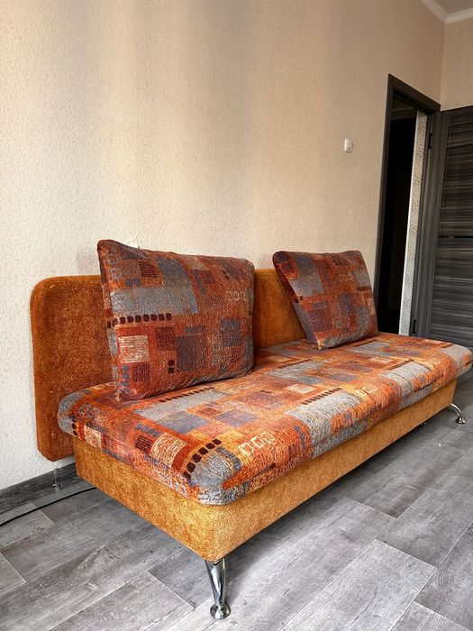 Продам диван б/у