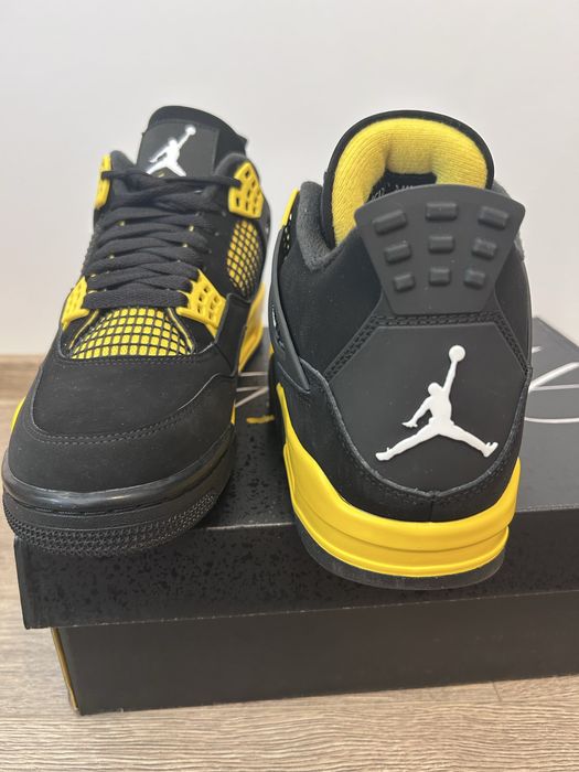 Jordan 4 Yellow Thunder | Marimea 42.5