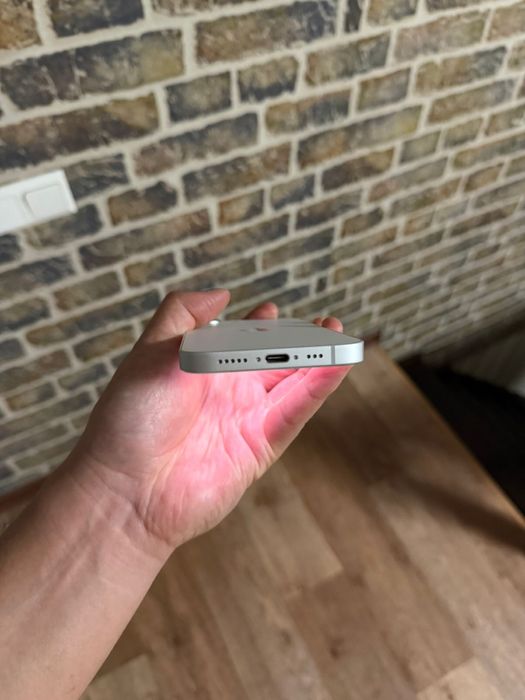 Iphone 16e,100%,128гб