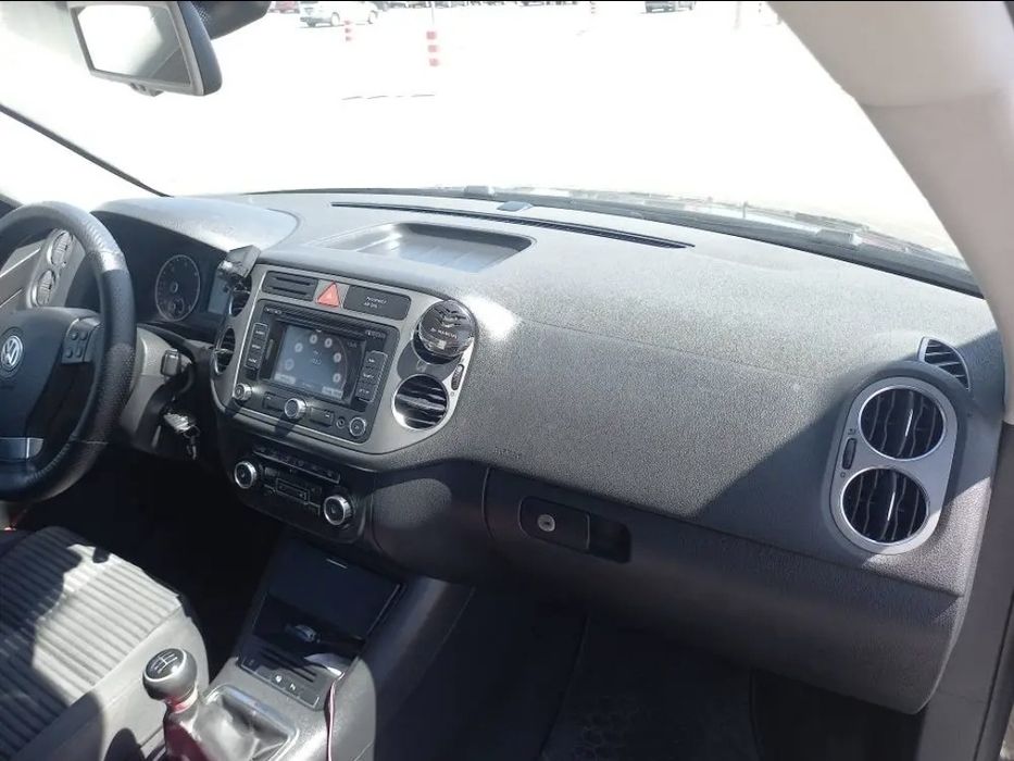 VOLKSWAGEN Tiguan 2010 — imagine 4