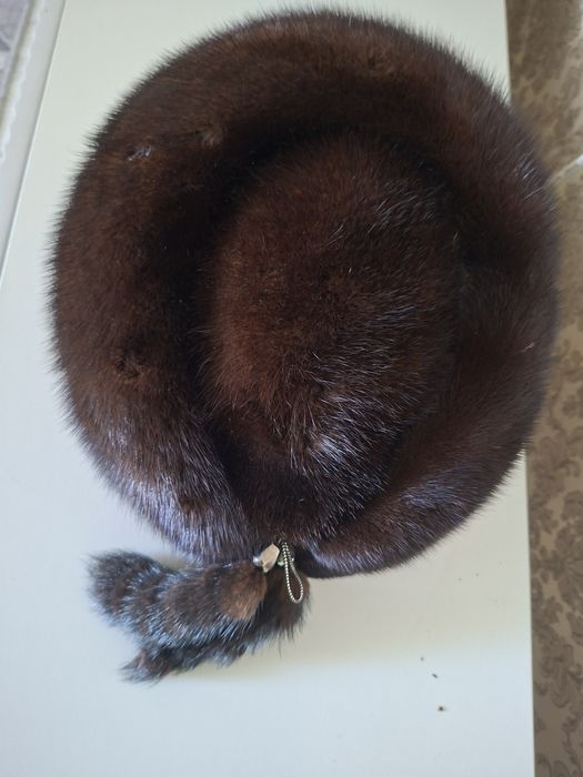 Продам шапку норкковую