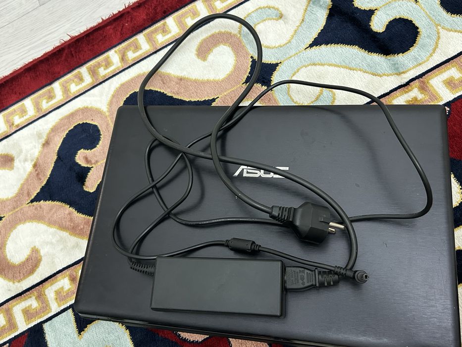ноутбук ASUS продается