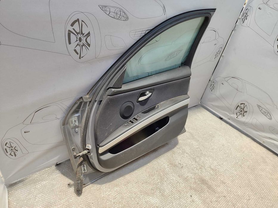 Ușă Față Dreaptă BMW 3 E90, E91 Sedan Gri Cod Culoare Spacegrau Metallic A52 2009 / [2005-2012] / 41515A2A386 (2B)