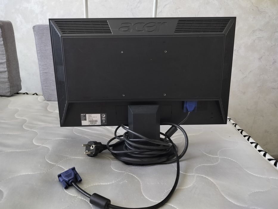 Монитор Acer продам