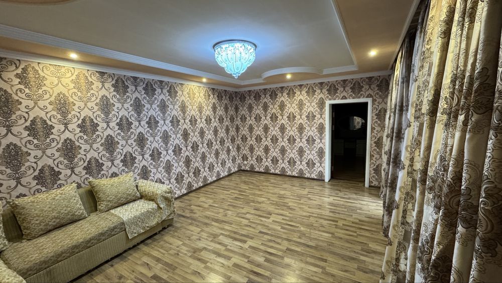 Hovli uy sotiladi 4 sotix