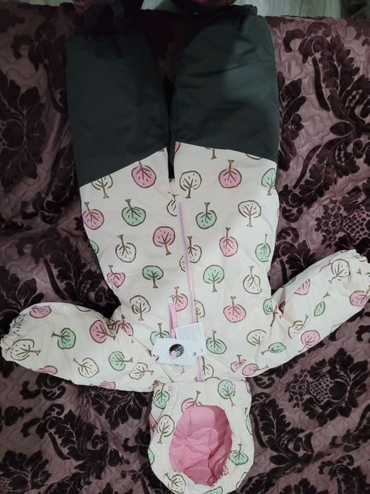 Продам комбинезон детский