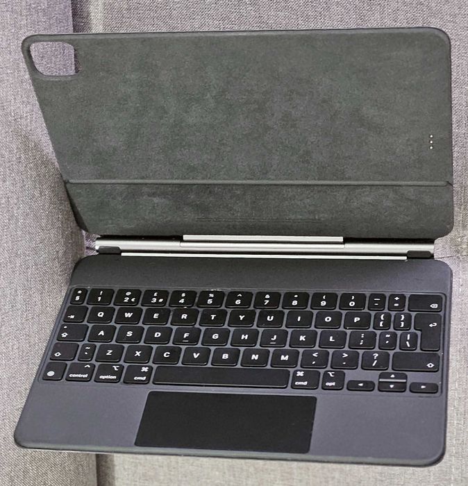 iPad Pro 11” keyboard