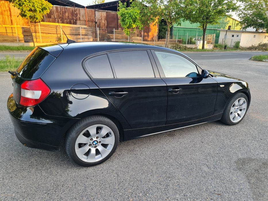 BMW 120d fara DPF, piele sport, xenon, PDC