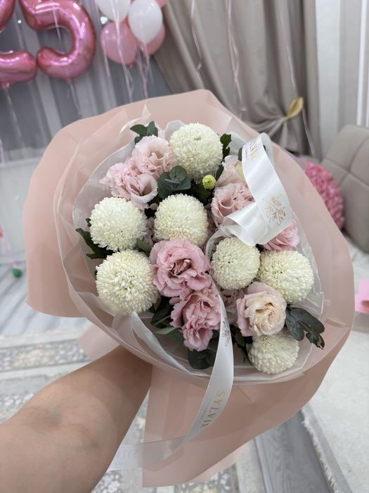 Срочно продаю Цветы, Шарики