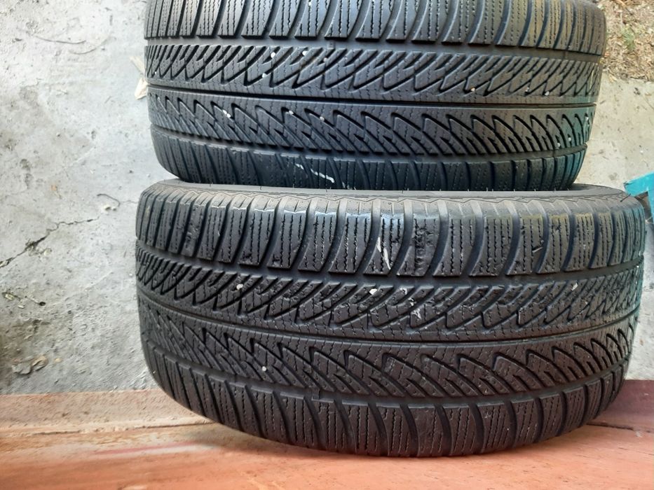Продам шины 285/45/20 гудиер