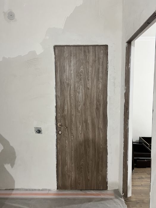 Есиктер сатылады срочно!