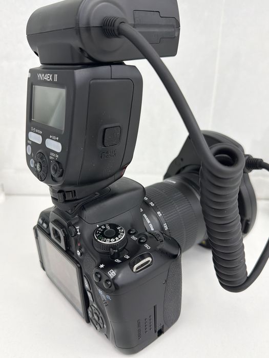 Фотоаппарат Canon EOS 600D