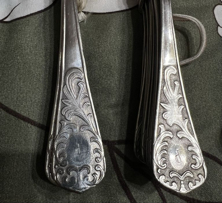 Set de tacamuri de masa complet pentru 12 persoane