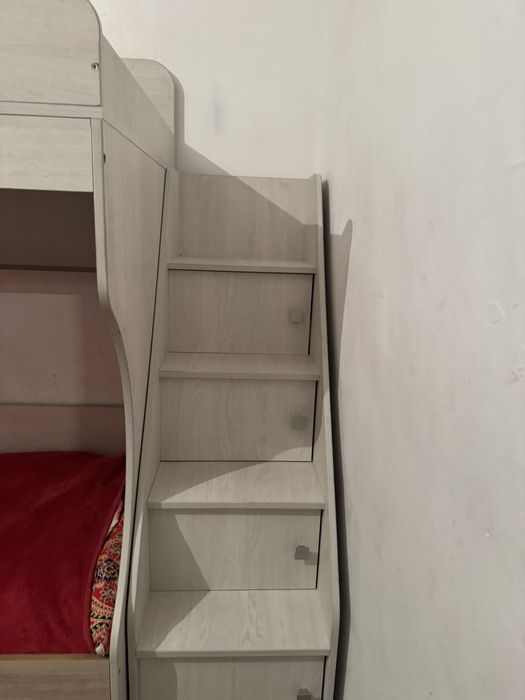 Детский крават 2 этажный