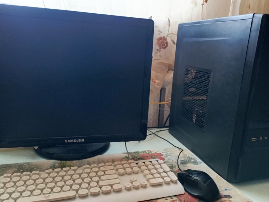 Продам компьютер.