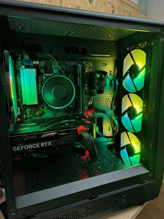 Pc gaming ryzen 5 5500 & rx 5700xt