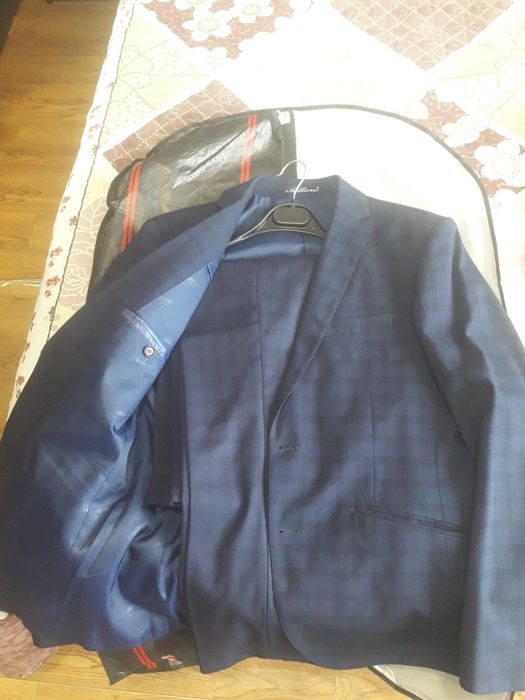 Продам костюм Турецкого производителя