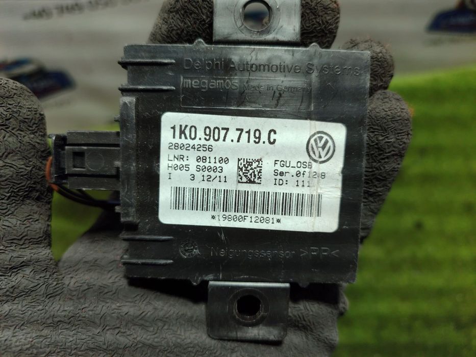 RELEU STABILIZATOR TENSIUNE + MODUL ALARMA + MODUL CONTROL ALARMA + MODUL SENZORI PARCARE AUDI A3 2.0 DIESEL 2012 / 2012-2020 / AUDI A1 1.4 BENZINA 2012 / 2010-2018 / AUDI A4 B8 S LINE 2.0 DIESEL 2010 BERLINA / 2009-2016 / COD OEM 6R0919433 / 1K0907719C /