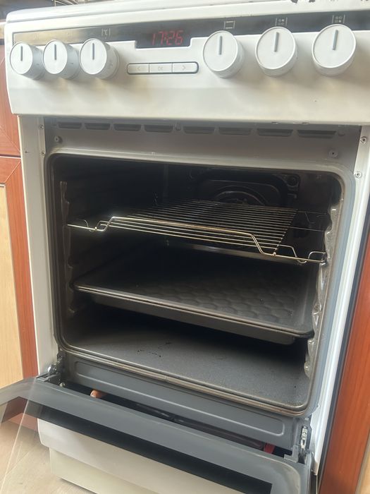 Электрическая плита б/у