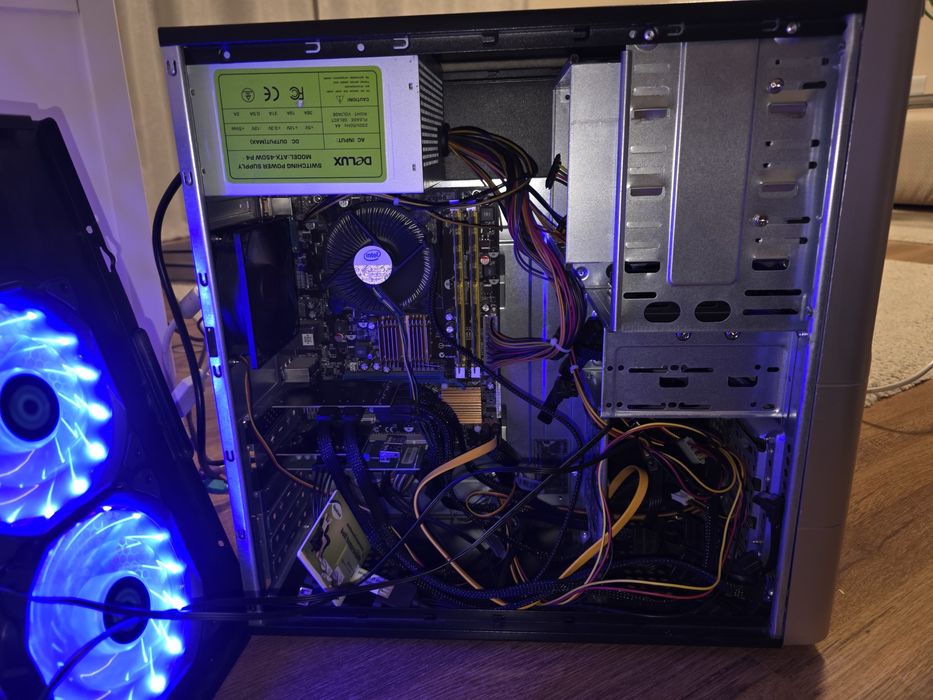 Computer calculator home server intel quad core