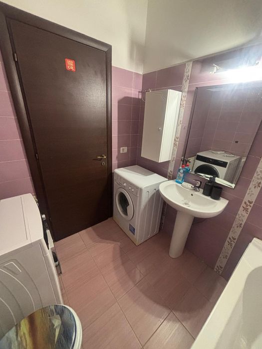 Închiriez ap 2 camere!!!