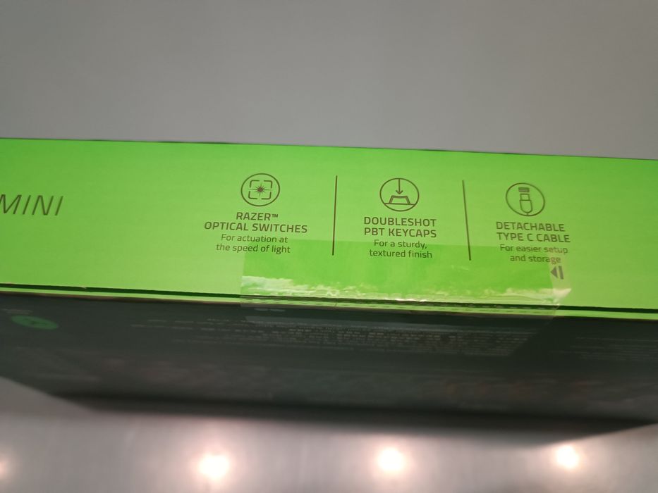 Клавиатура Razer Huntsman Mini (чисто нова, неразопакована)