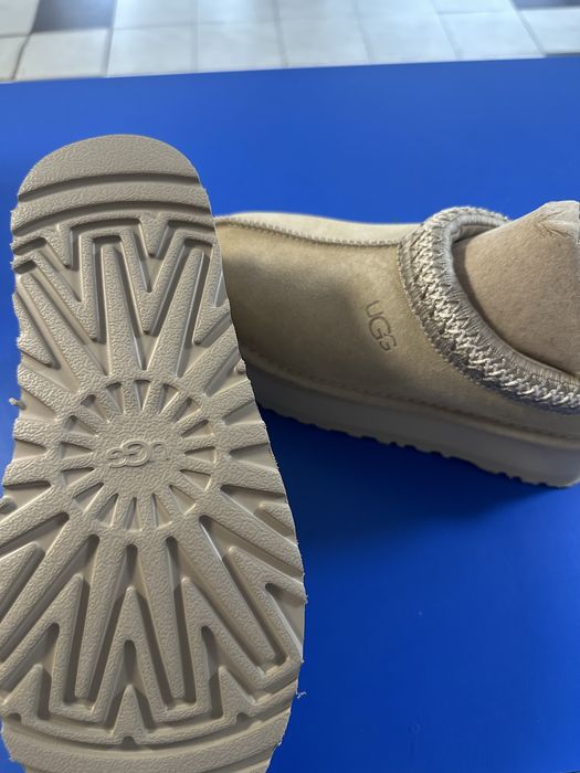 UGG TAZ || nou.