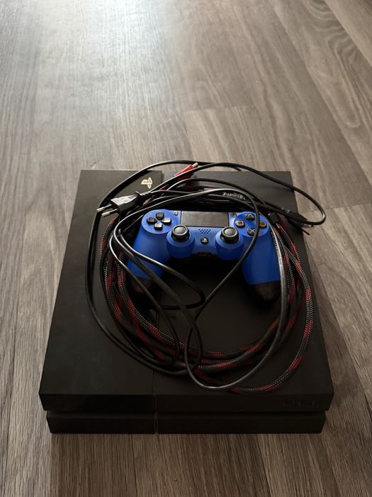 Продам PS 4, FAT, 500гб, версия 13.50