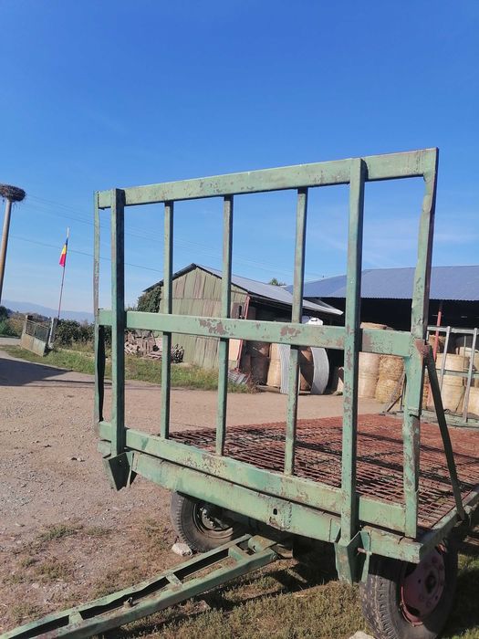 Trailer baloti de vânzare