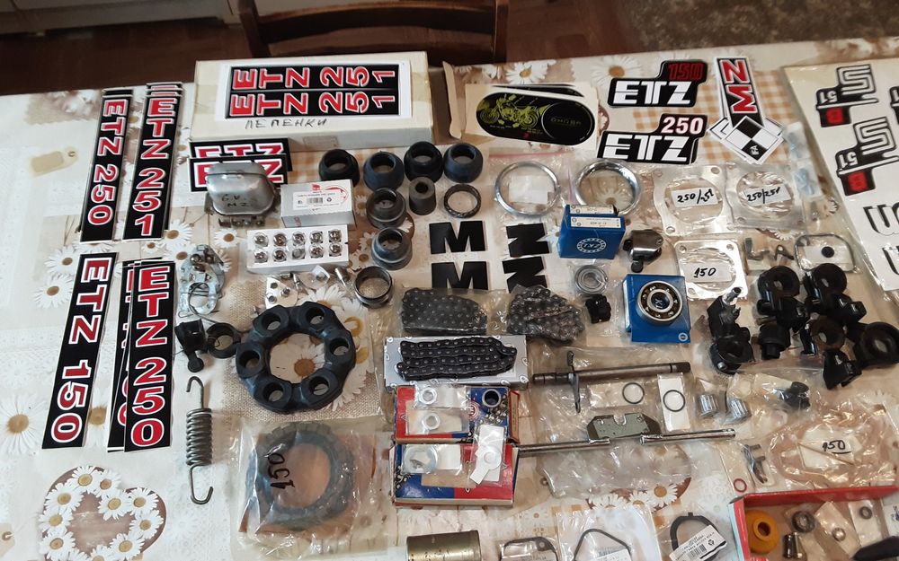 Продавам мз етз МЗ ЕТЗ mz etz MZ ETZ части