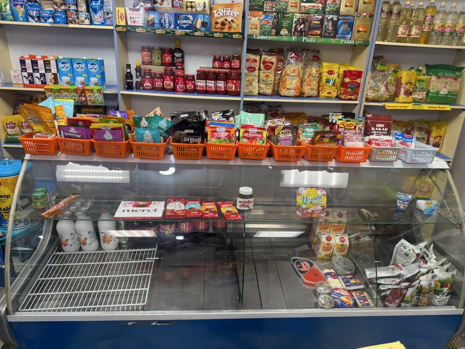 Холодильник б/у для молочных продуктов
