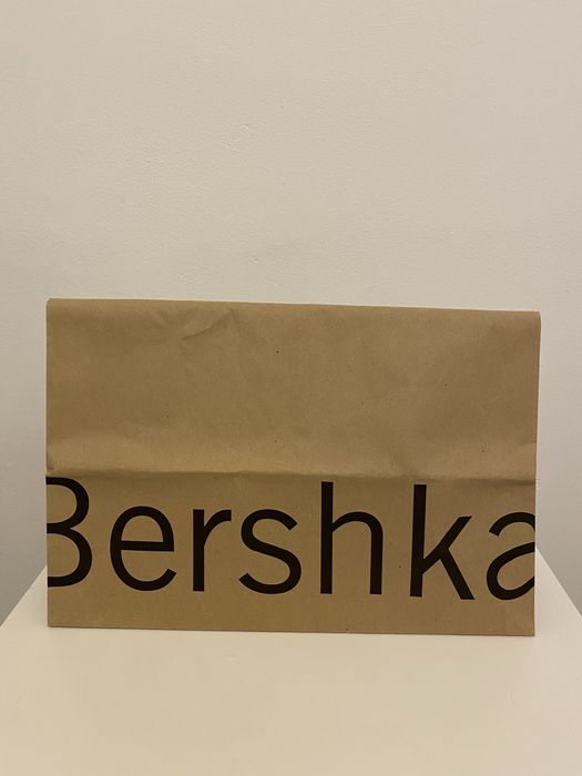 Мужской бомбер Bershka