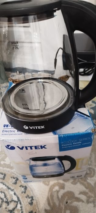 Электрочайник продам 3 штуки