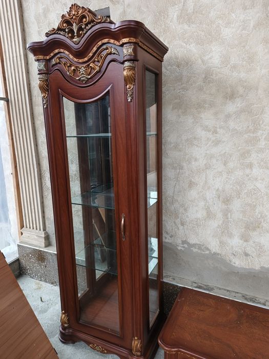 Dubayiski penal tv sotiladi