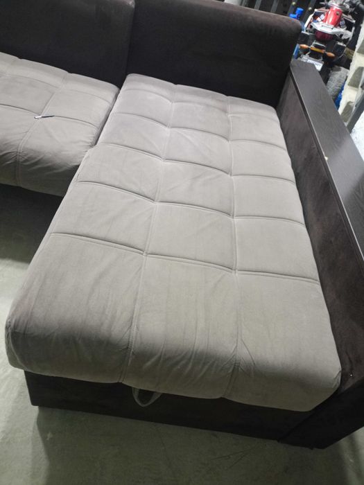 Продается мягкий уголок , большой 280*220,в идеальном состоянии