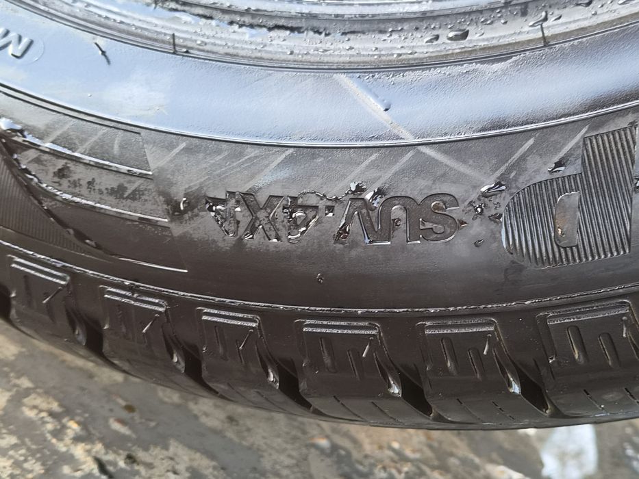 Гуми GOODYEAR 235/55/19