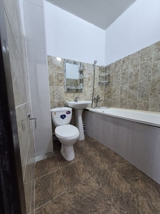 Kvartira sotiladi 1 xonali