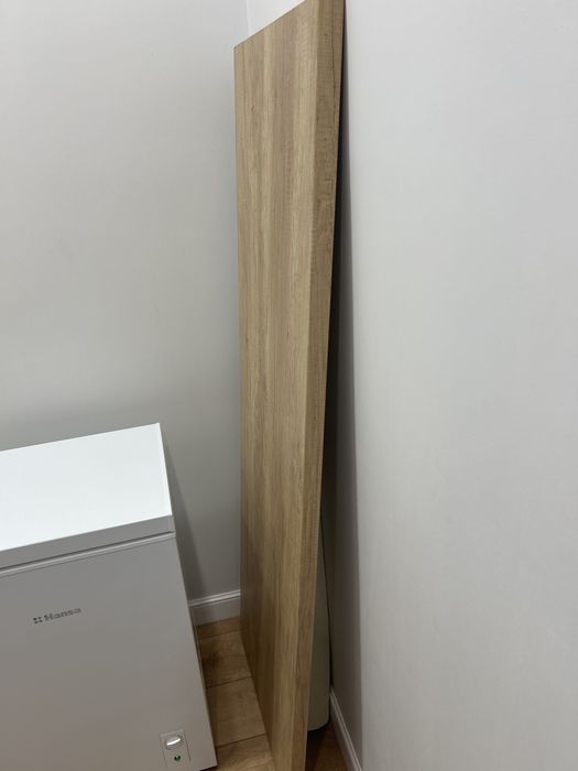 Столешница в хорошем состоянии