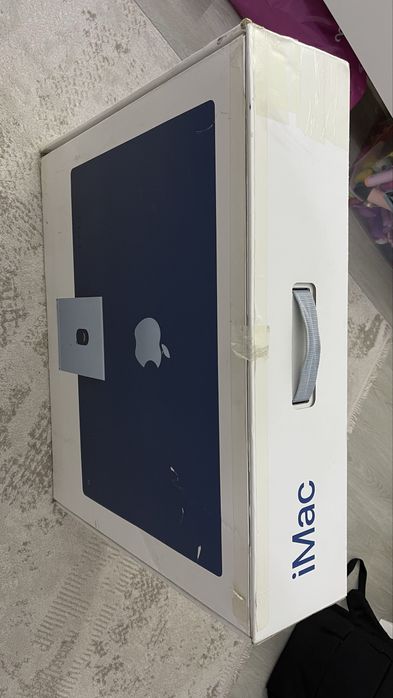 iMac 24 M1 8-core CPU 512 SSD