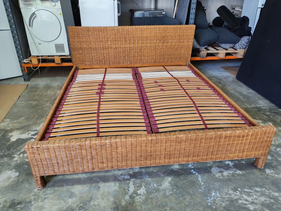 Pat matrimonial împleti