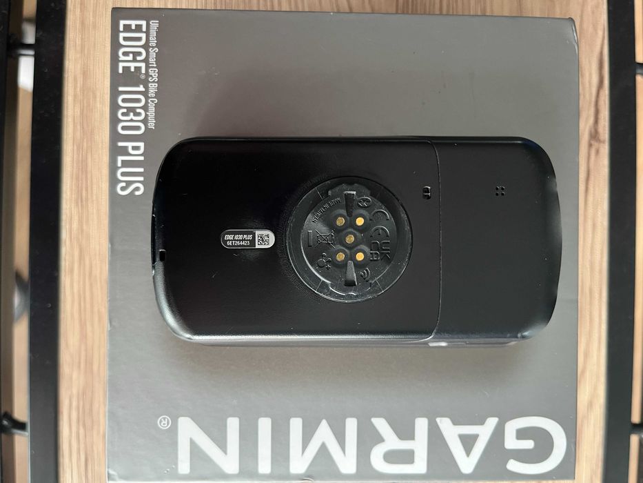Garmin Edge 1030 Plus – Отлично състояние