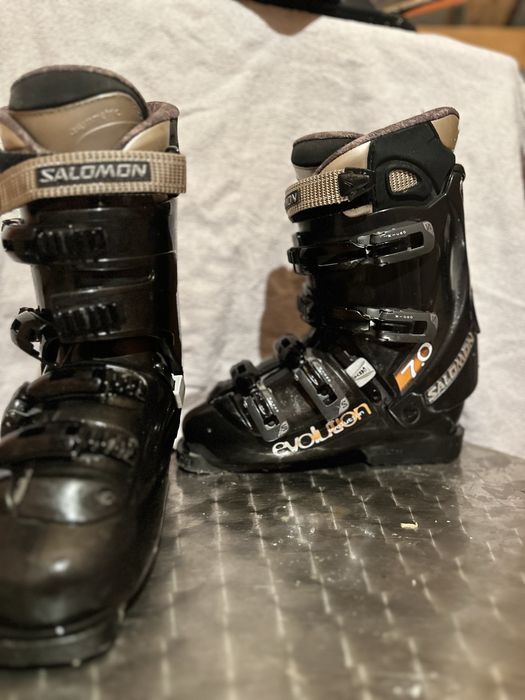 Clapari de ski Salomon Evolution 7.0.
