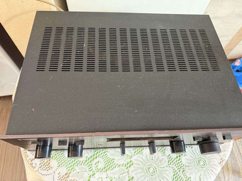 Yamaha CA-V2 Стерео усилвател